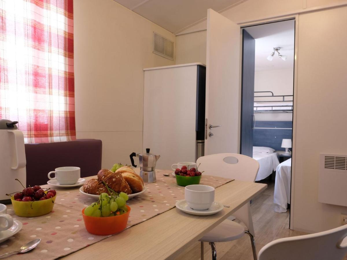 Holiday Home Camping Thurium By Interhome Marina di Schiavonea Kültér fotó