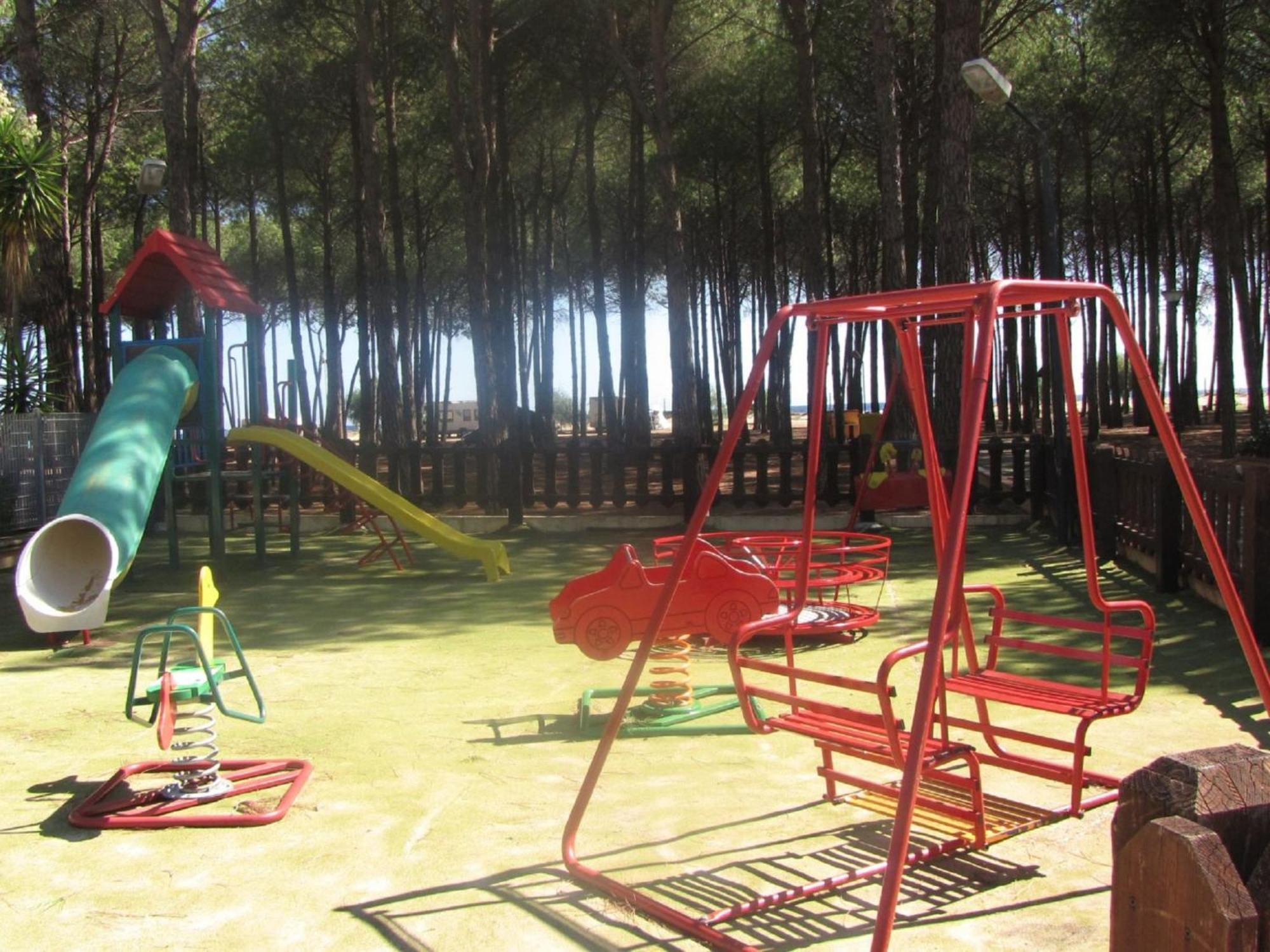 Holiday Home Camping Thurium By Interhome Marina di Schiavonea Kültér fotó